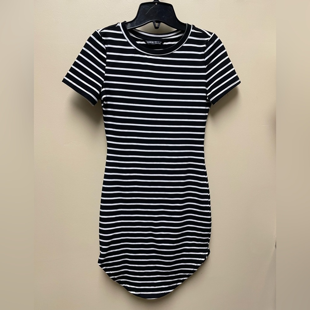 Striped Bodycon Short Sleeve Dress